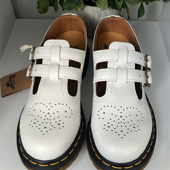 Dr. Martens Women's 8065 Mary Jane - Picture 4 of 11